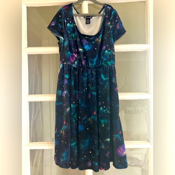 Hot Topic Dresses & Skirts - Hot Topic Galaxy dress